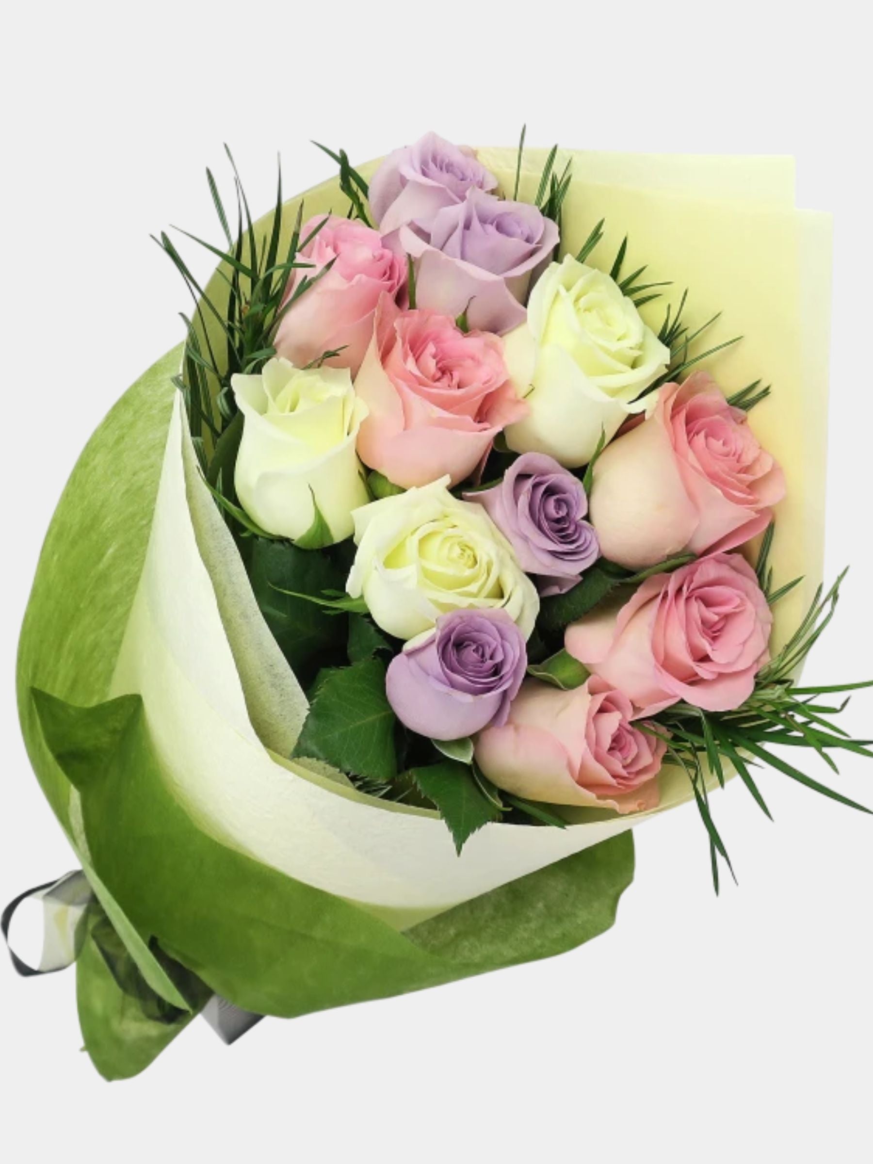 Bouquet of 12 Pastel Roses